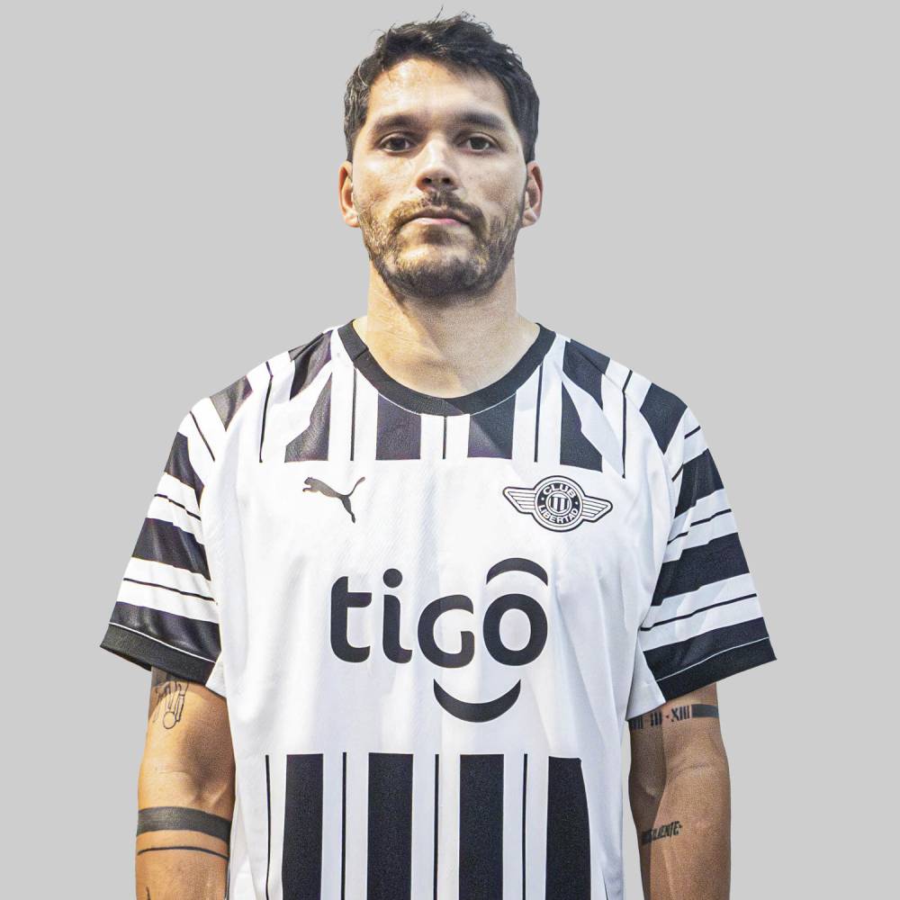 NICOLÁS FREIRE